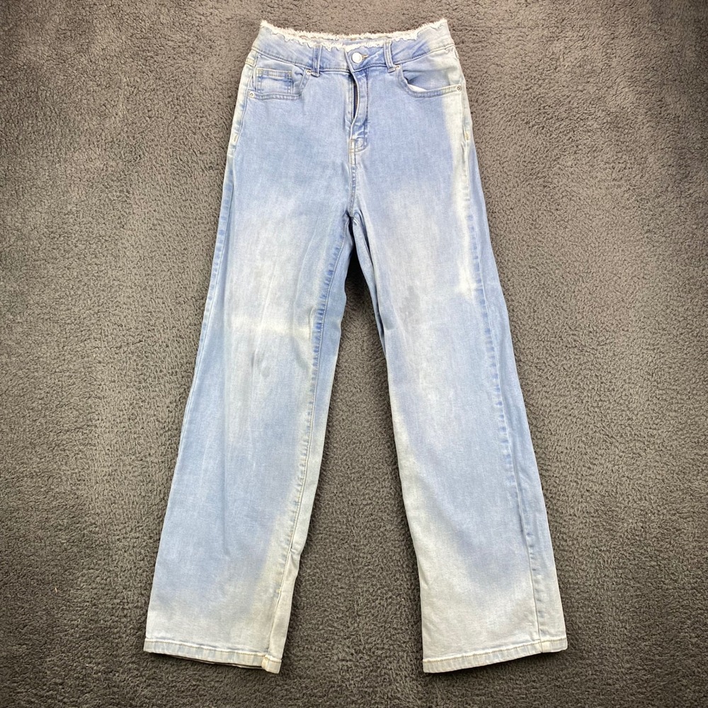 Maurices Womens Size 13/14 Light Wash Wide Leg Frayed Hem Denim Jeans